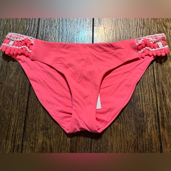 BECCA X Rebecca Virtue Pink & White Hipster Bikini Bottom Size Medium NWT - Picture 3 of 6